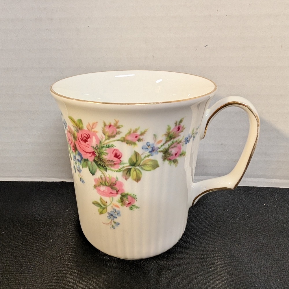 Royal Albert Moss Rose Bone China England Coffee Tea Mugs Cups set, lot of 3 - Picture 3 of 16